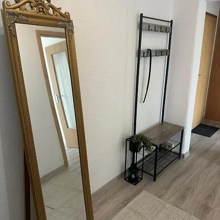 Gemuetliche 1-zimmer-wohnung Im Zentrum Mit Stellplatz Magdeburg