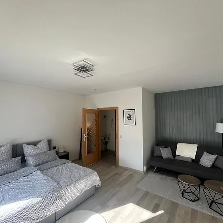 Gemuetliche 1-zimmer-wohnung Im Zentrum Mit Stellplatz *