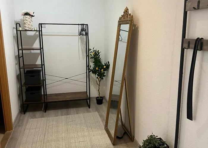 Gemuetliche 1-zimmer-wohnung Im Zentrum Mit Stellplatz Apartment *