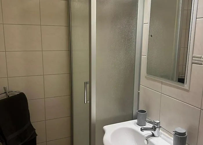 Apartment Gemütliche 1-zimmer-wohnung Im Zentrum Mit Stellplatz